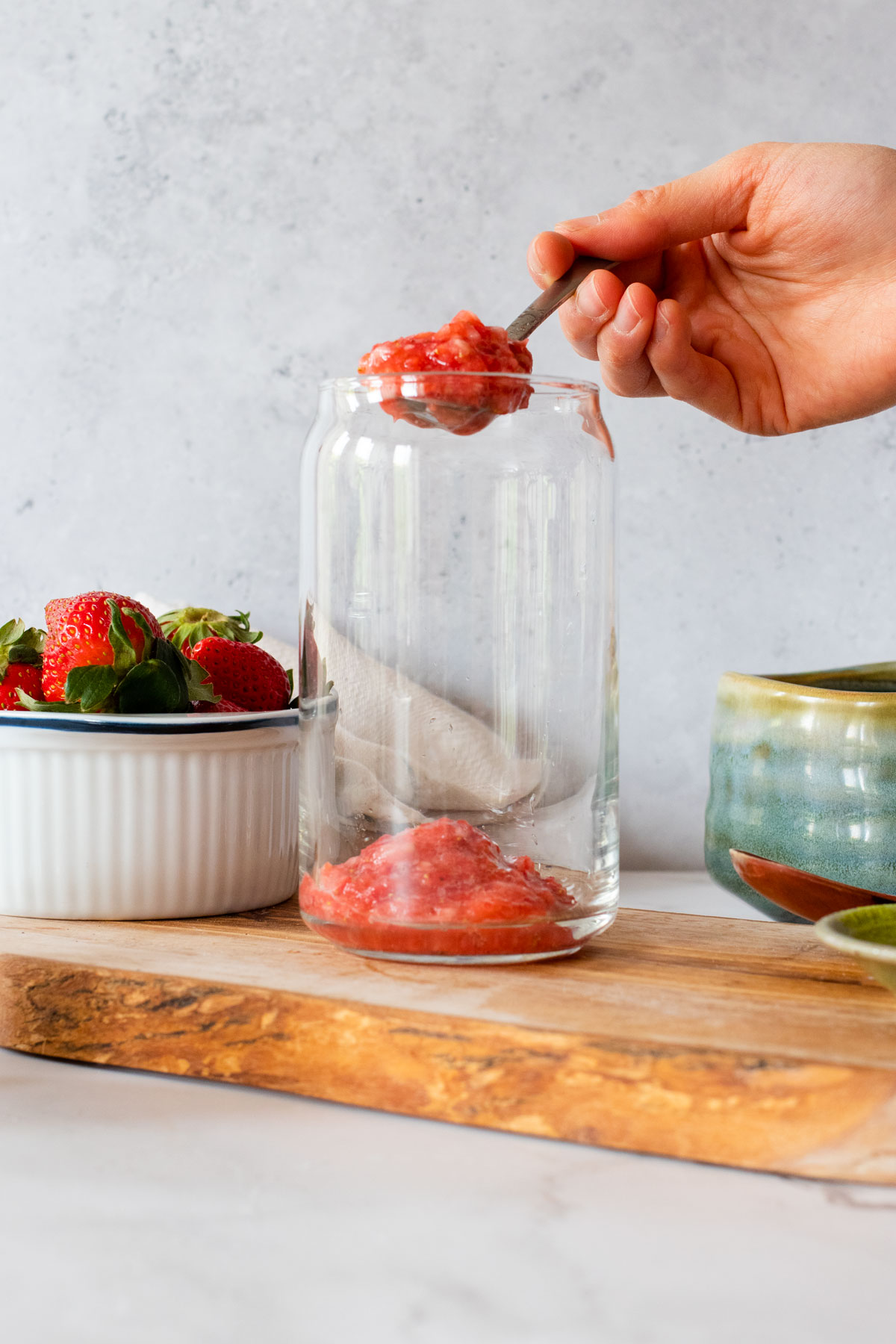 strawberry mix into glass