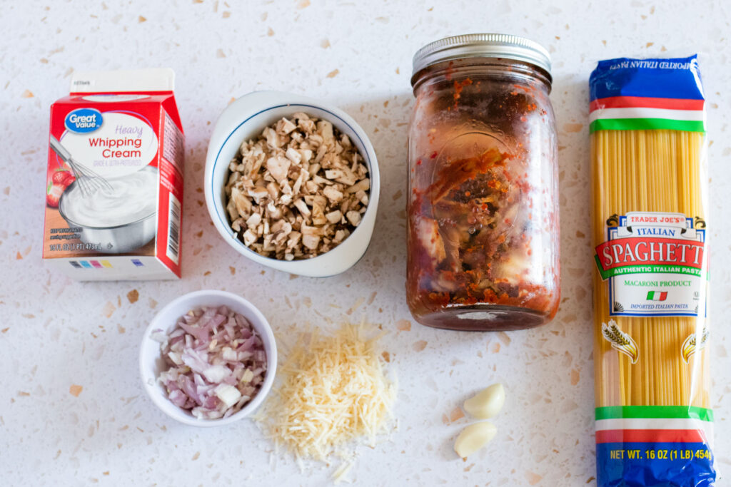 kimchi alfredo pasta ingredients