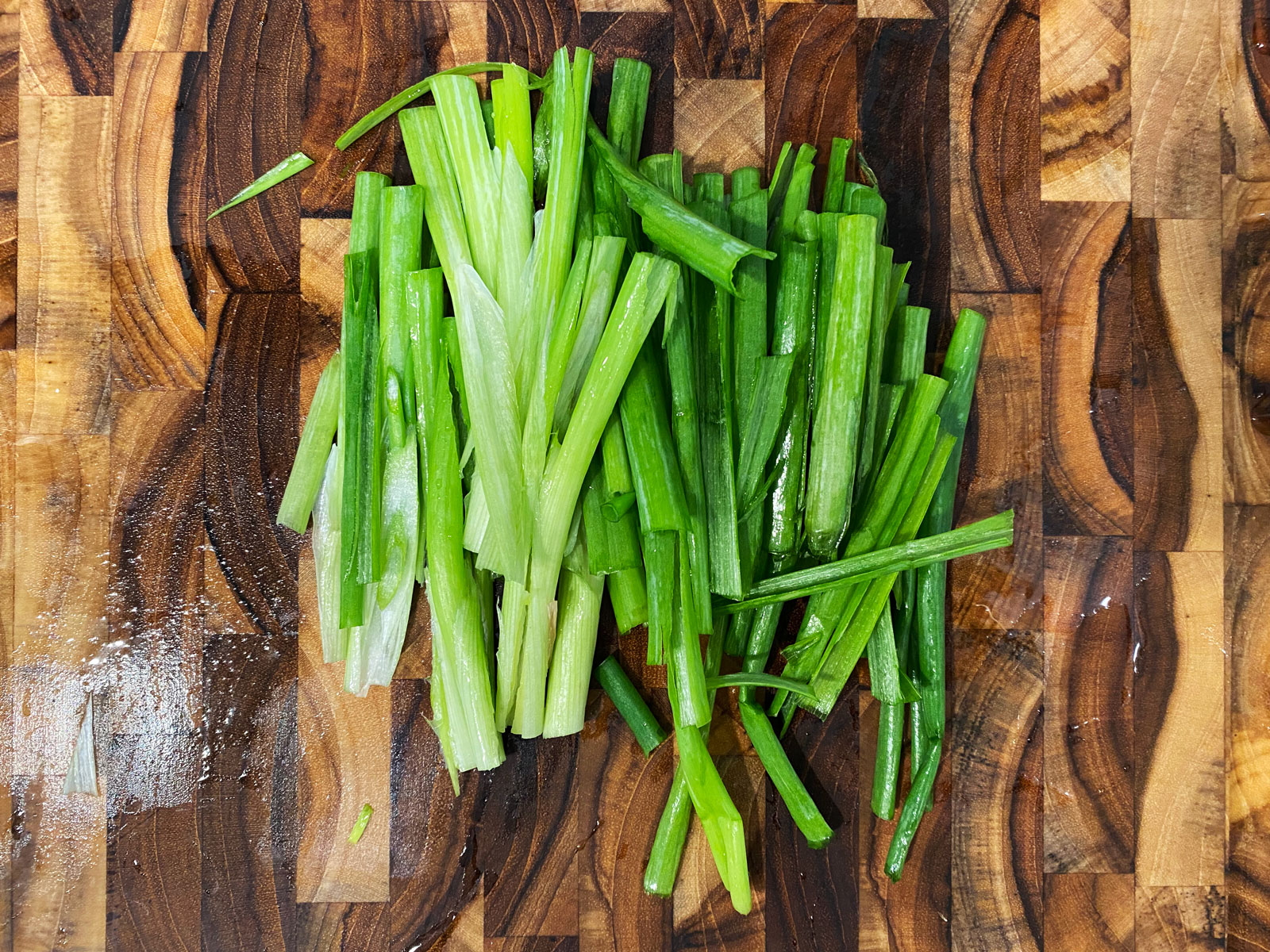 julienned scallions