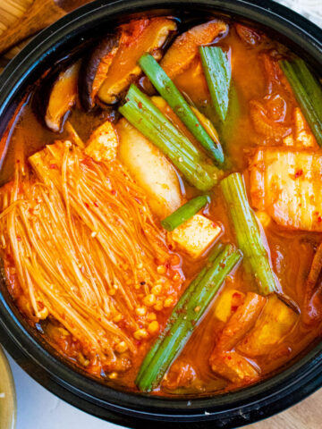 vegetarian kimchi tofu stew