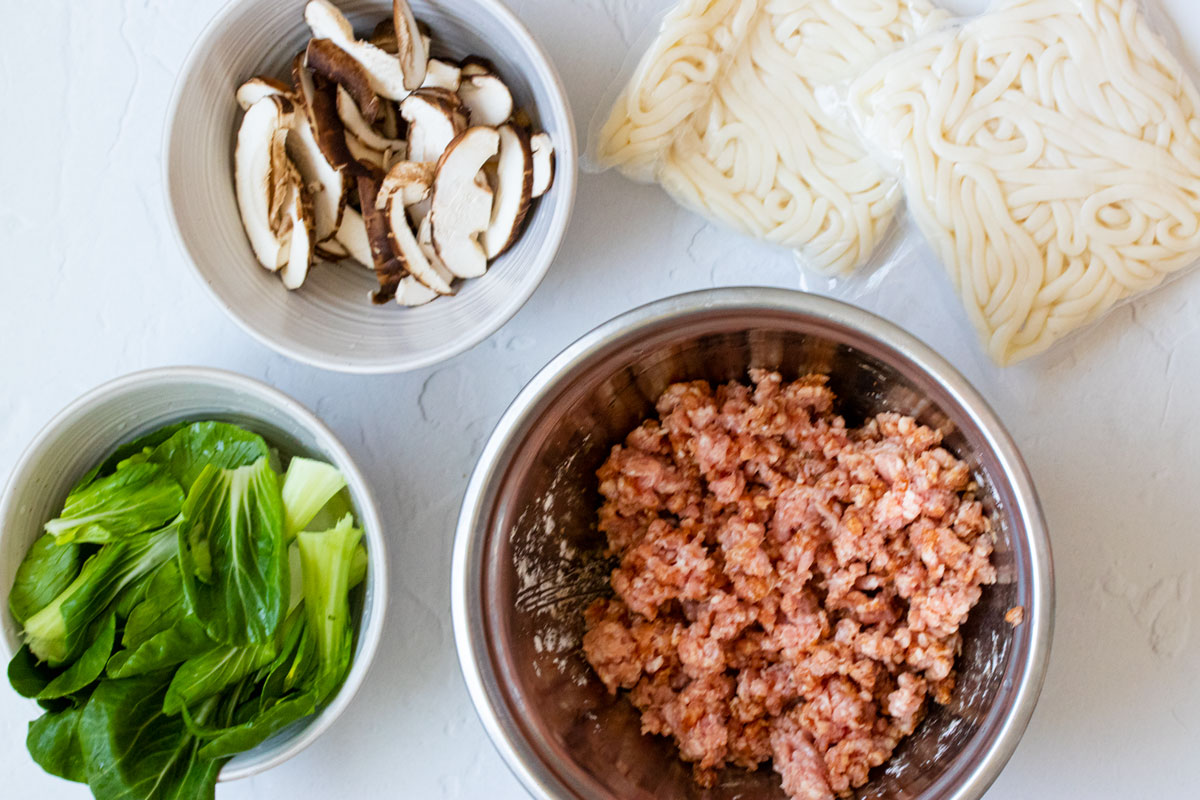 shanghainese thick stir-fry noodles ingredients